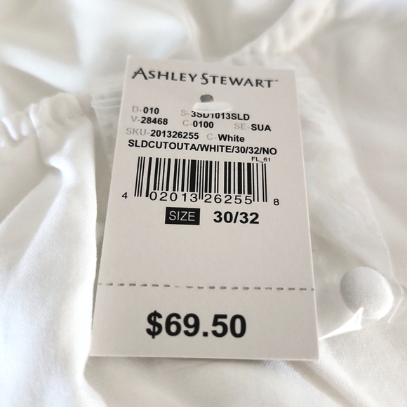 CRISP WHITE ☆ SHEETING ☆ PEEK-A-BOO DRESS ☆ NWT - Picture 6 of 8